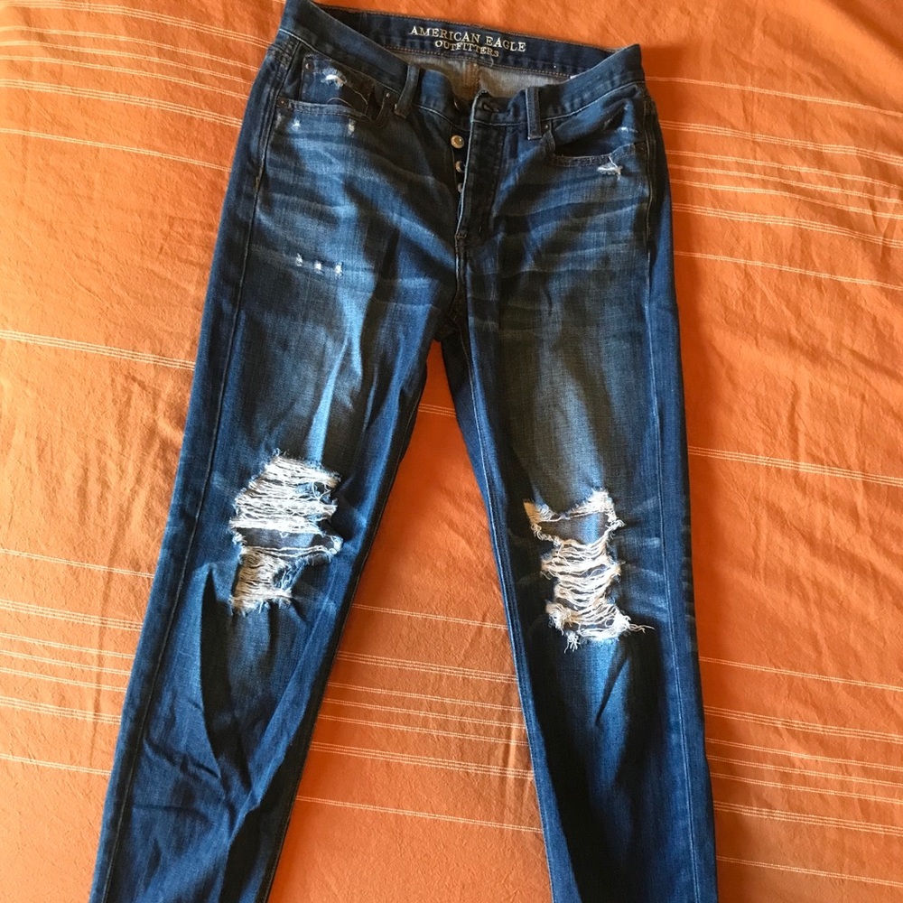 American Eagle Vintage Hi-Rise Jeans